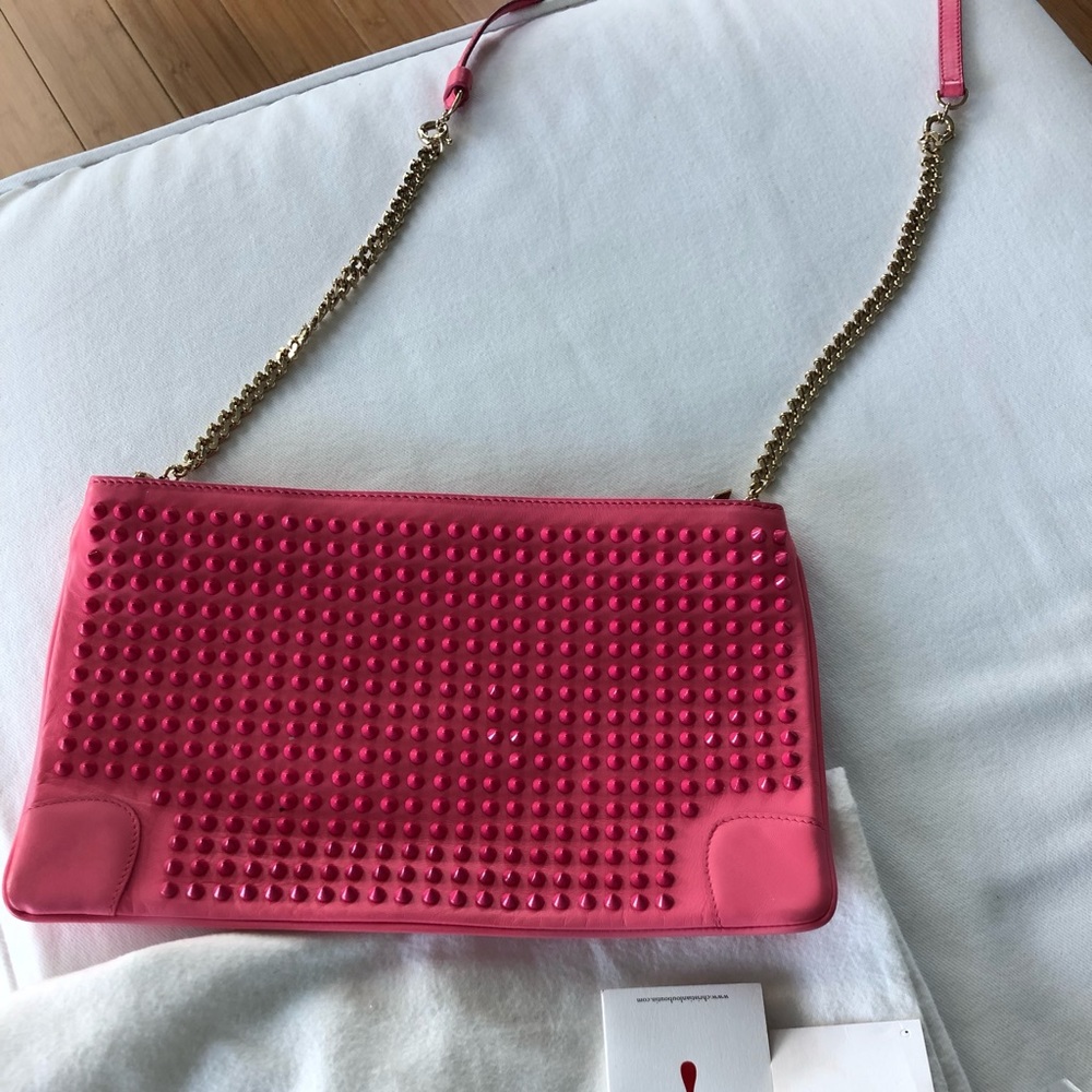 Loboutin clutch loubiposh pink